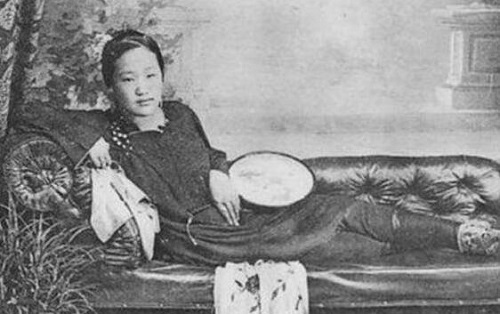 Loạt ảnh thực tế thời cuối nhà Thanh: Nữ tử thanh lâu còn... đẹp hơn công chúa - Ảnh 2.