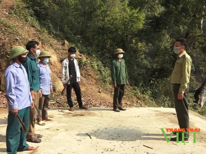 Lai Châu: Nậm Nhùn đẩy mạnh công tác quản lý bảo vệ rừng - Ảnh 3. Lai Châu: Nậm Nhùn đẩy mạnh công tác quản lý bảo vệ rừng - Ảnh 3.