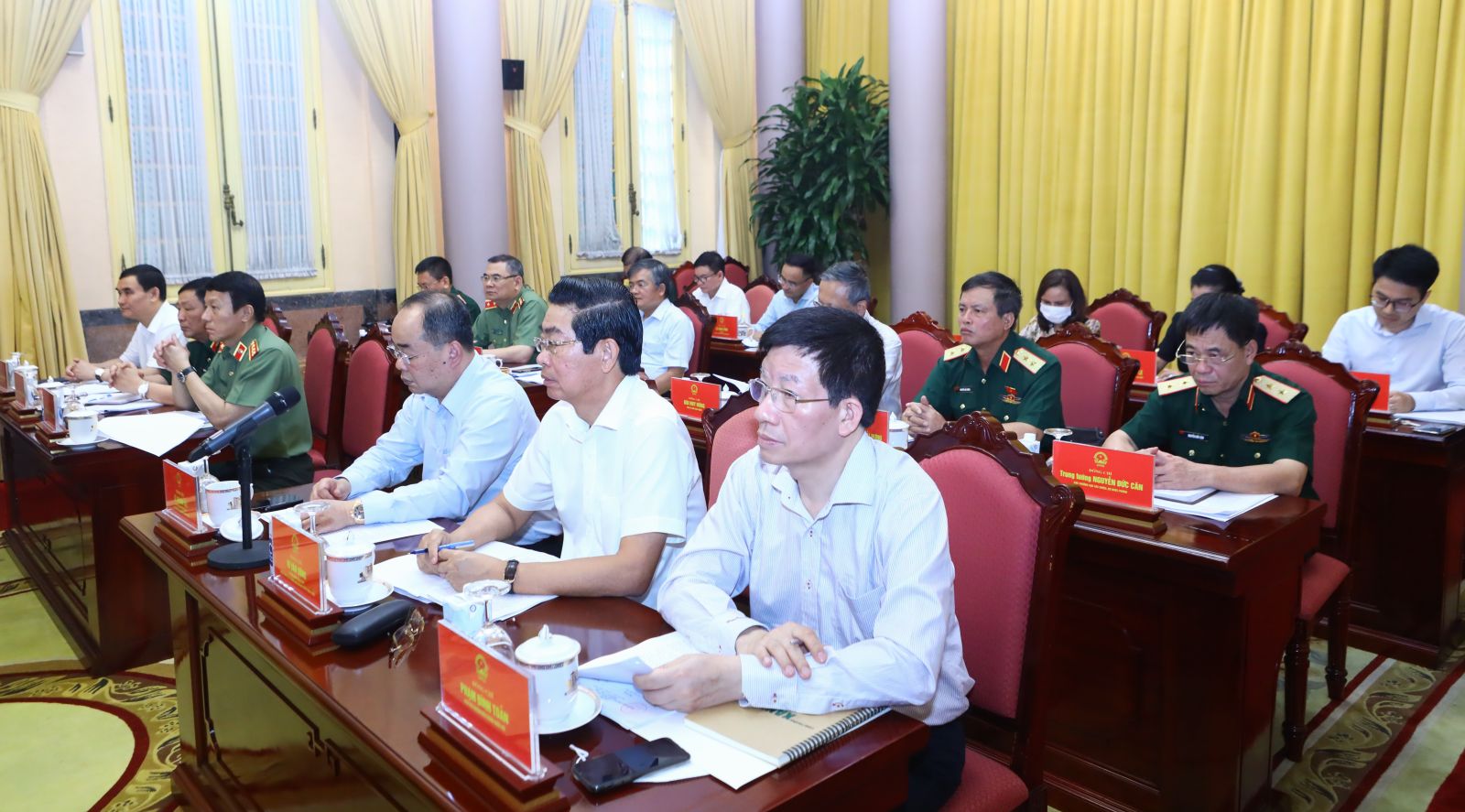 Phiên họp thứ hai Hội đồng Quốc phòng và An ninh họp bàn việc ngăn chặn các âm mưu, hoạt động chống phá - Ảnh 2.