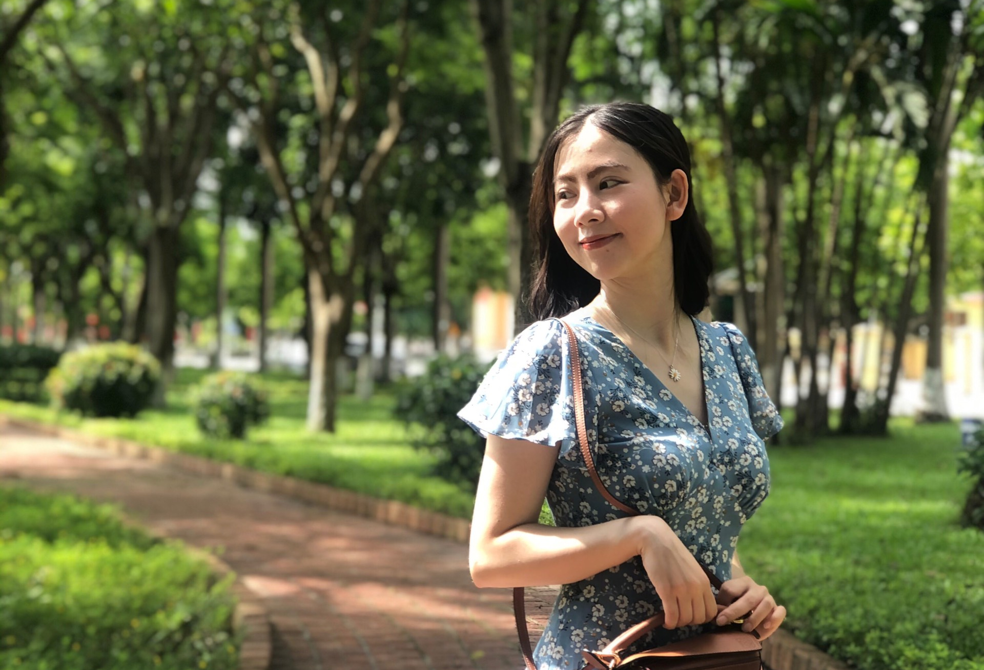 Cô giáo trẻ dạy trường giỏi nhất tỉnh: Biết 2 ngoại ngữ, IELTS 8.0, nhận chứng chỉ toàn cầu - Ảnh 1.