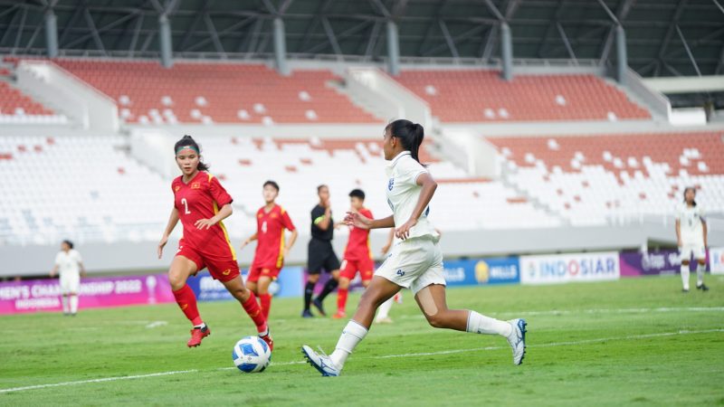 HLV Akira Ijiri nói gì trước trận bán kết U18 nữ Việt Nam gặp Myanmar - Ảnh 1.
