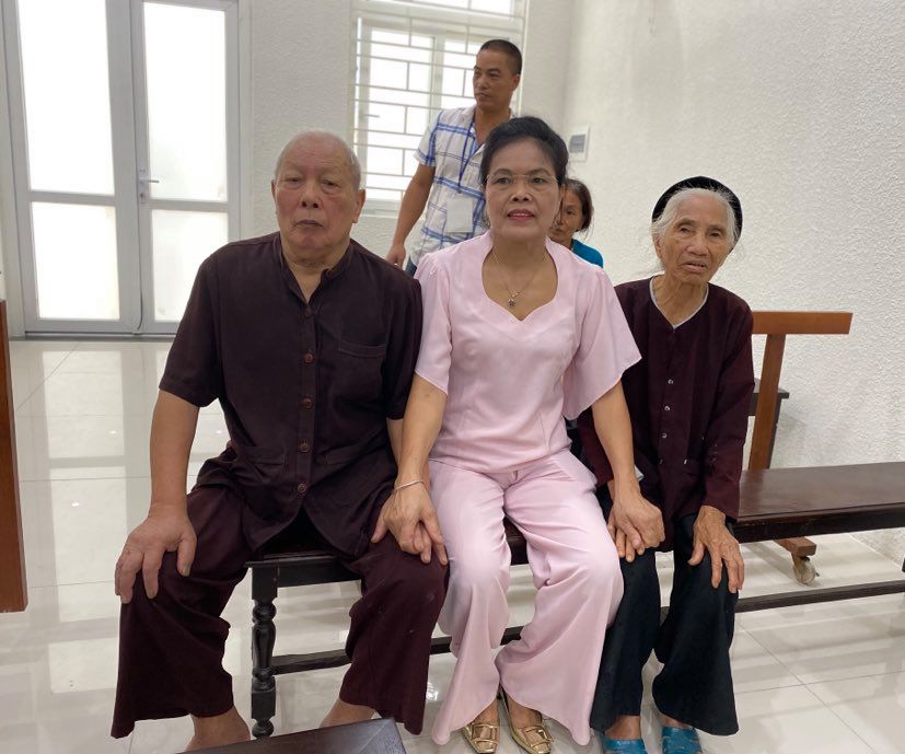 Nóng: Hủy bỏ quyết định khởi tố vụ án liên quan vụ con dâu khai tử bố mẹ chồng - Ảnh 2.