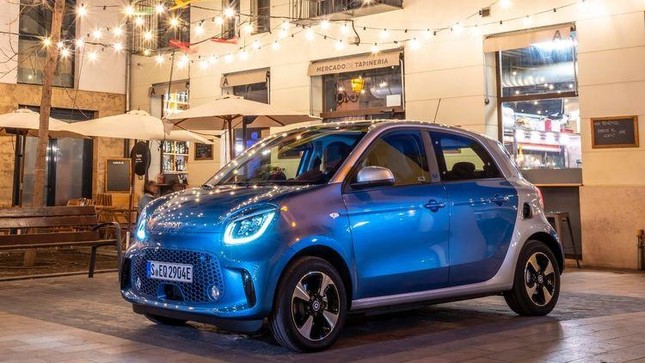 Top 10 chiếc xe điện rẻ nhất năm 2022 tại Mỹ - Ảnh 32.