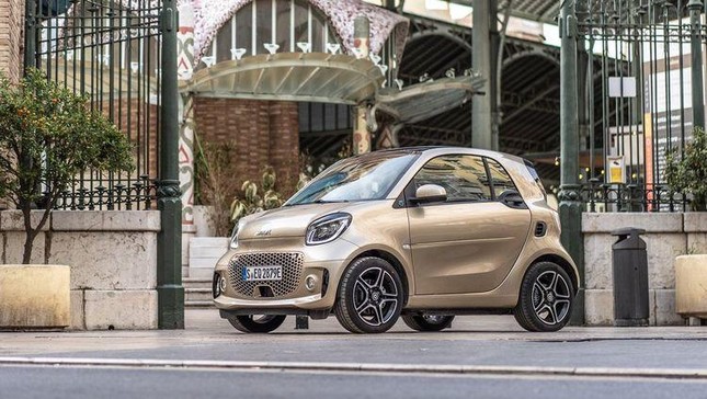 Top 10 chiếc xe điện rẻ nhất năm 2022 tại Mỹ - Ảnh 30.