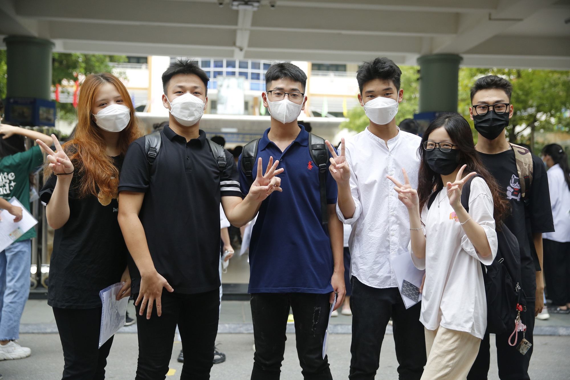 Thi tốt nghiệp THPT năm 2022: Có bao nhiêu thí sinh đến làm thủ tục dự thi ngày 6/7? - Ảnh 1.