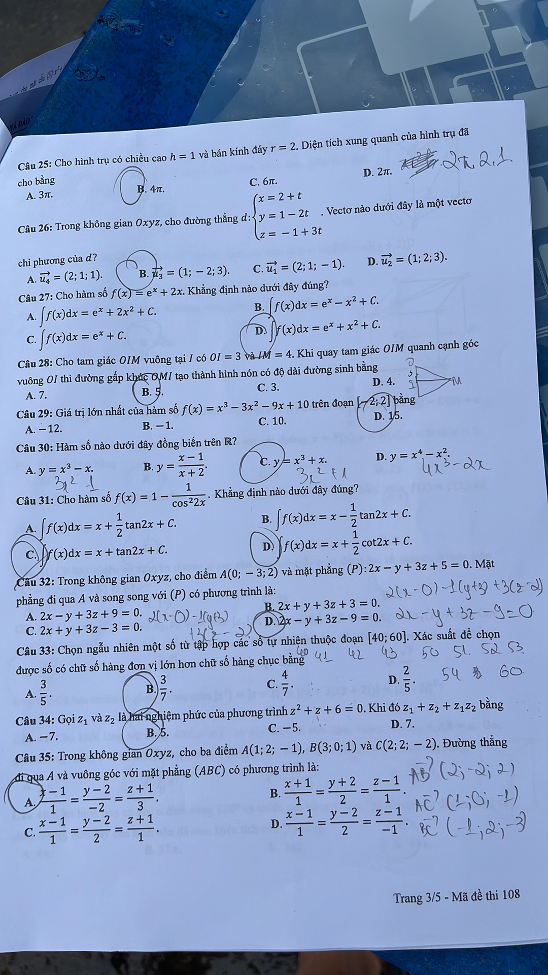 Đề thi môn Toán tốt nghiệp THPT 3 năm gần đây có đáp án - Ảnh 18.