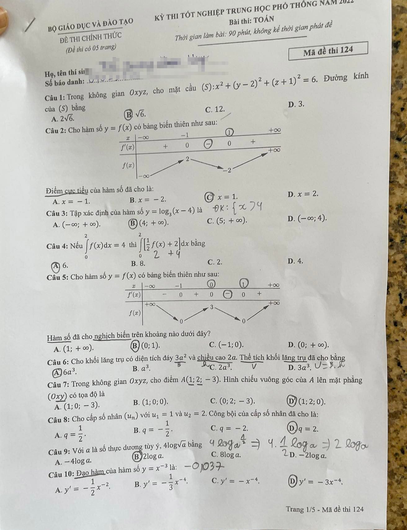 Đề thi môn Toán tốt nghiệp THPT 3 năm gần đây có đáp án - Ảnh 11.