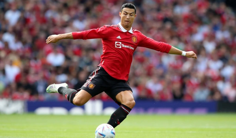 Cristiano Ronaldo dùng &quot;hạ sách&quot; để được rời M.U sớm? - Ảnh 1.