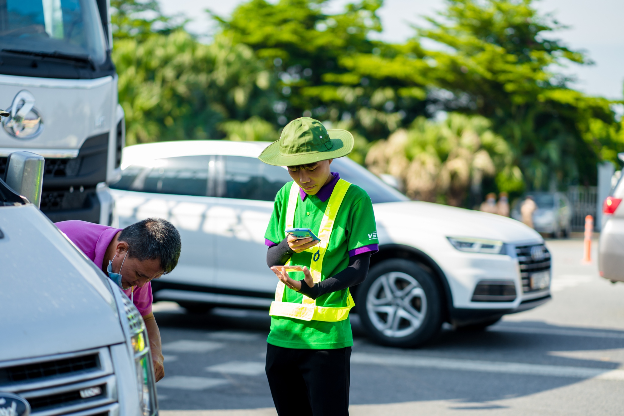 Ví điện tử VETC, thu phí không dừng cần chuyển sang hình thức trả sau - Ảnh 1.