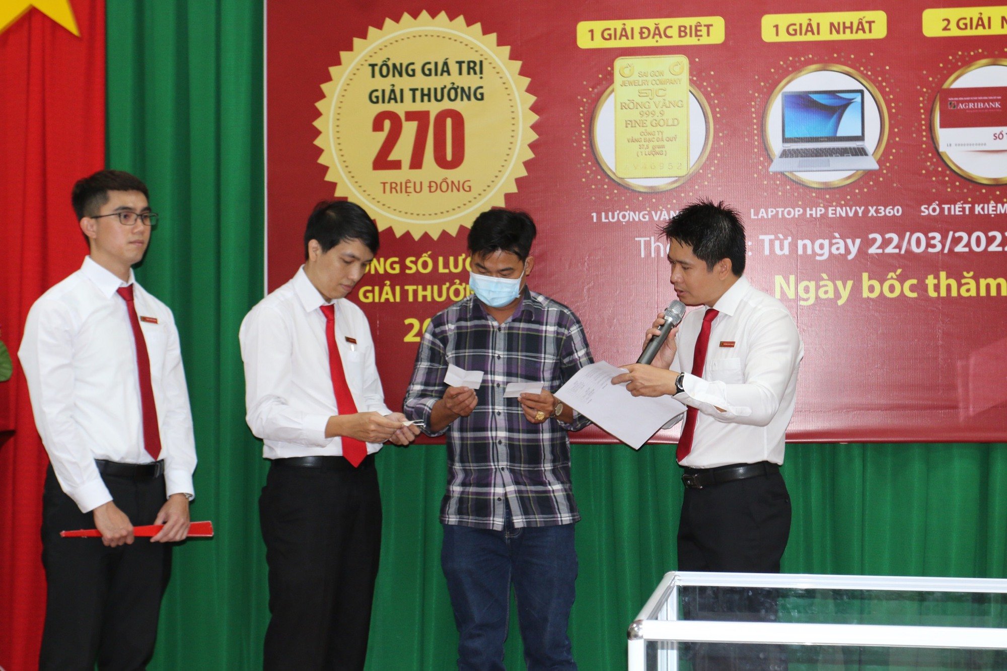 207 khách hàng trúng thưởng Chương trình huy động Tiết kiệm dự thưởng tại Agribank Chi nhánh Cần Thơ II - Ảnh 5. 207 khách hàng trúng thưởng Chương trình huy động Tiết kiệm dự thưởng tại Agribank Chi nhánh Cần Thơ II - Ảnh 5.