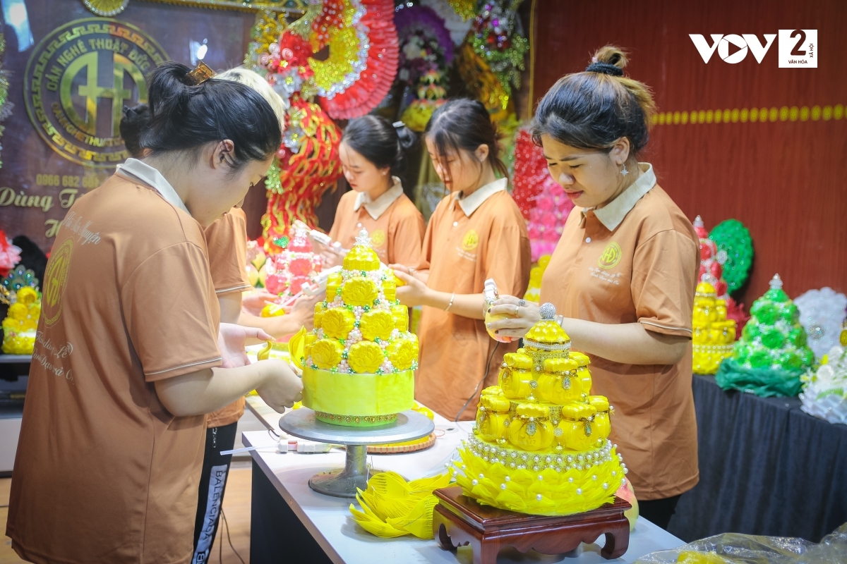 Oản nghệ thuật thu hút khách hàng ngày lễ Vu Lan - Ảnh 1. Oản nghệ thuật thu hút khách hàng ngày lễ Vu Lan - Ảnh 1.