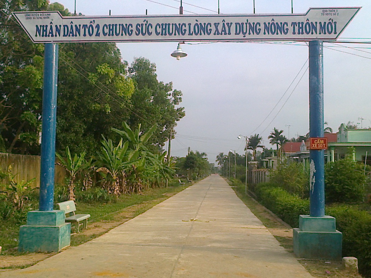 Bình Thuận: Chương trình xây dựng nông thôn mới giúp người dân vùng nông thôn tăng tăng thu nhập.  - Ảnh 2.