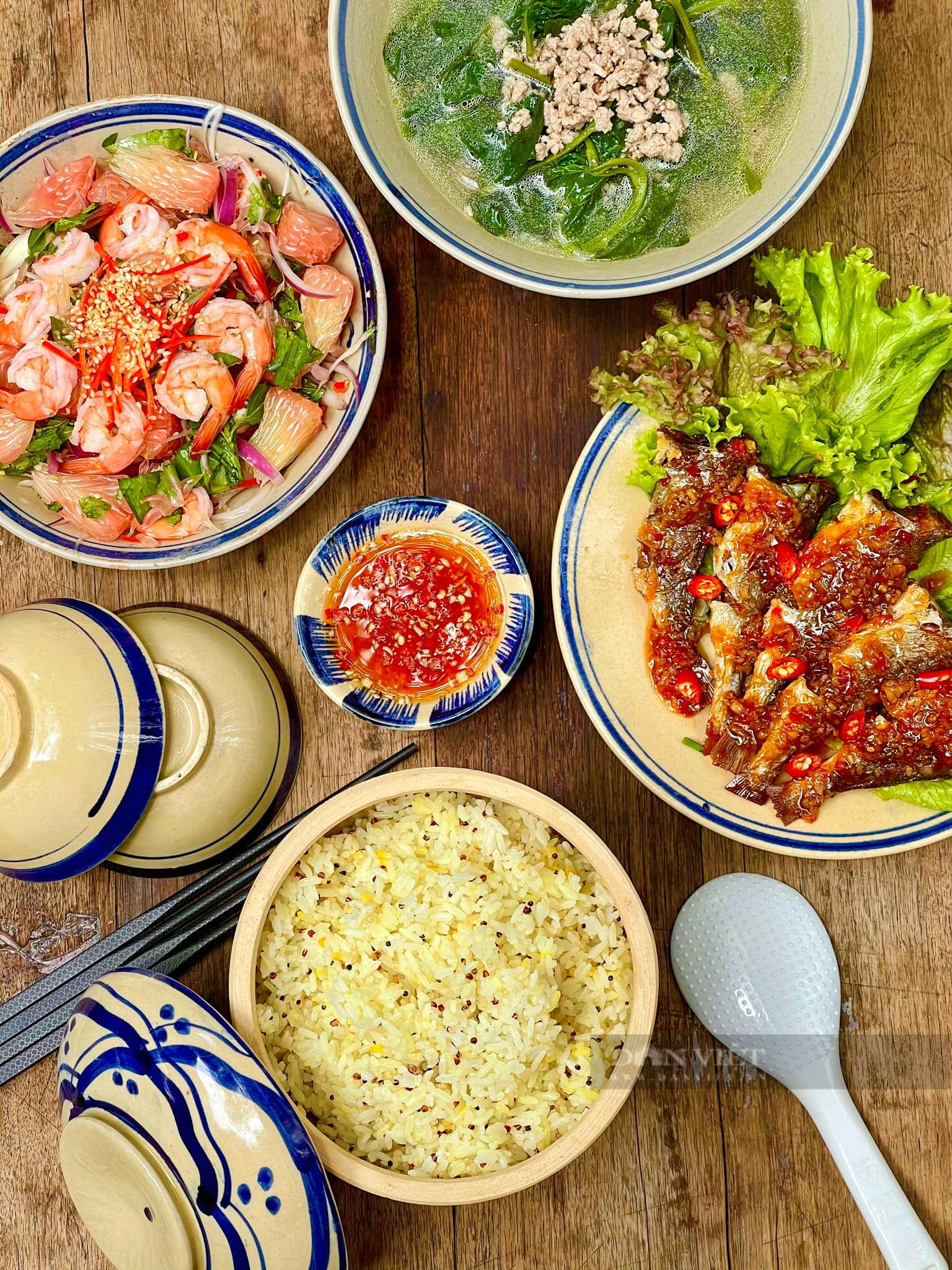 Gợi ý 2 món ăn đưa cơm cho bữa ăn ngày hè thanh mát - Ảnh 1.