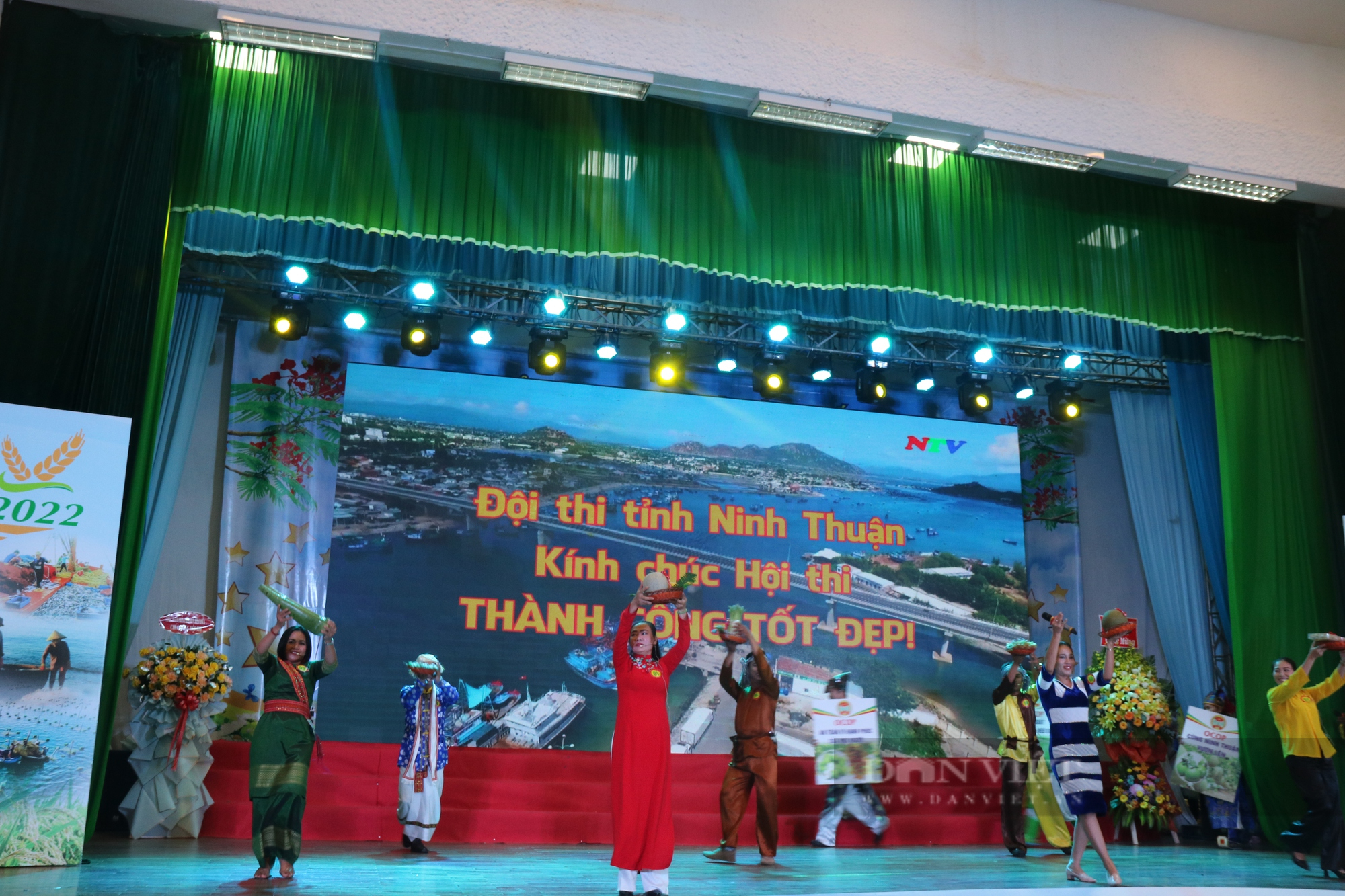 Sôi nổi, hấp dẫn trong từng phần thi tại Hội thi Nhà nông đua tài khu vực miền Trung - Tây Nguyên - Ảnh 1.