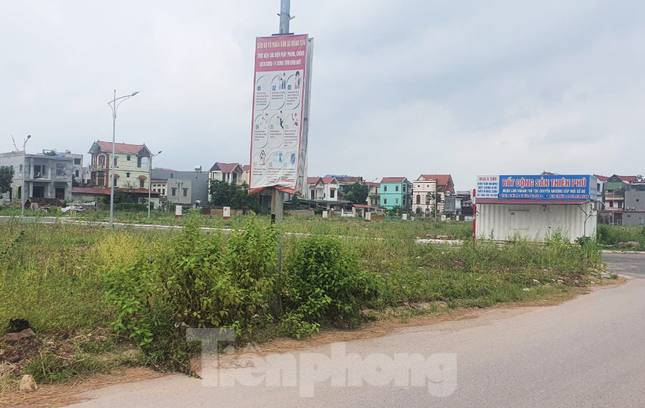 Nhà đầu tư bắt đầu rụt rè với thị trường đất nền - Ảnh 2.