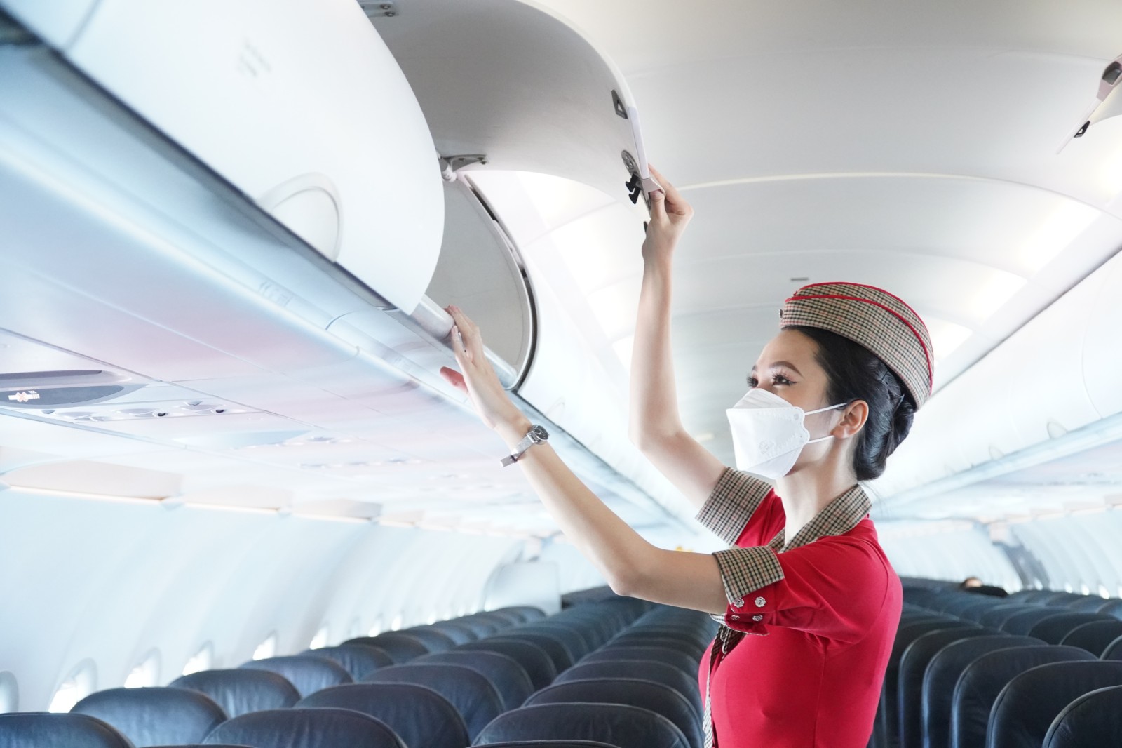 Vietjet ưu đãi vé máy bay Tết 2023 từ 619.000 đồng cho toàn mạng bay - Ảnh 2.