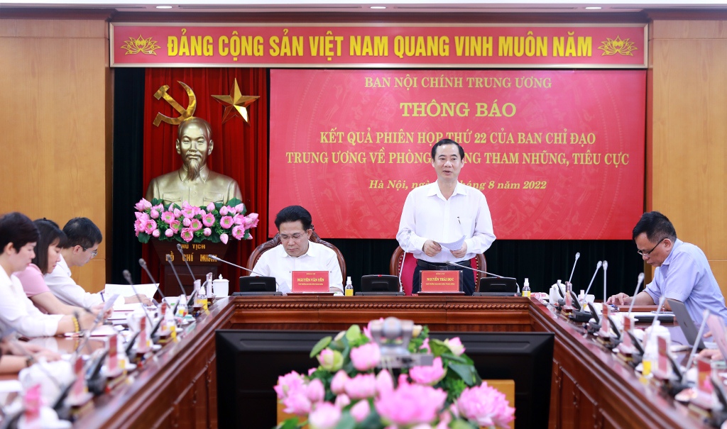 Phó Bí thư bị kỷ luật lại làm Phó Ban Chỉ đạo phòng, chống tham nhũng, tiêu cực sẽ không thuyết phục - Ảnh 2.