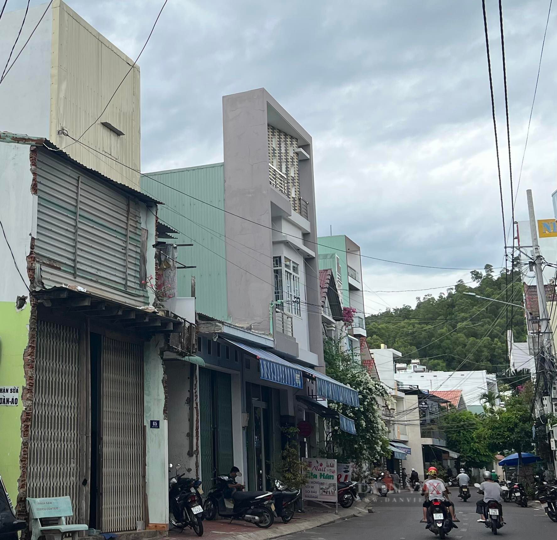 Dự án đường giữa trung tâm Quy Nhơn 15 tỷ nhưng bị “thoả thuận ngầm” rút ruột hơn 4 tỷ - Ảnh 6.