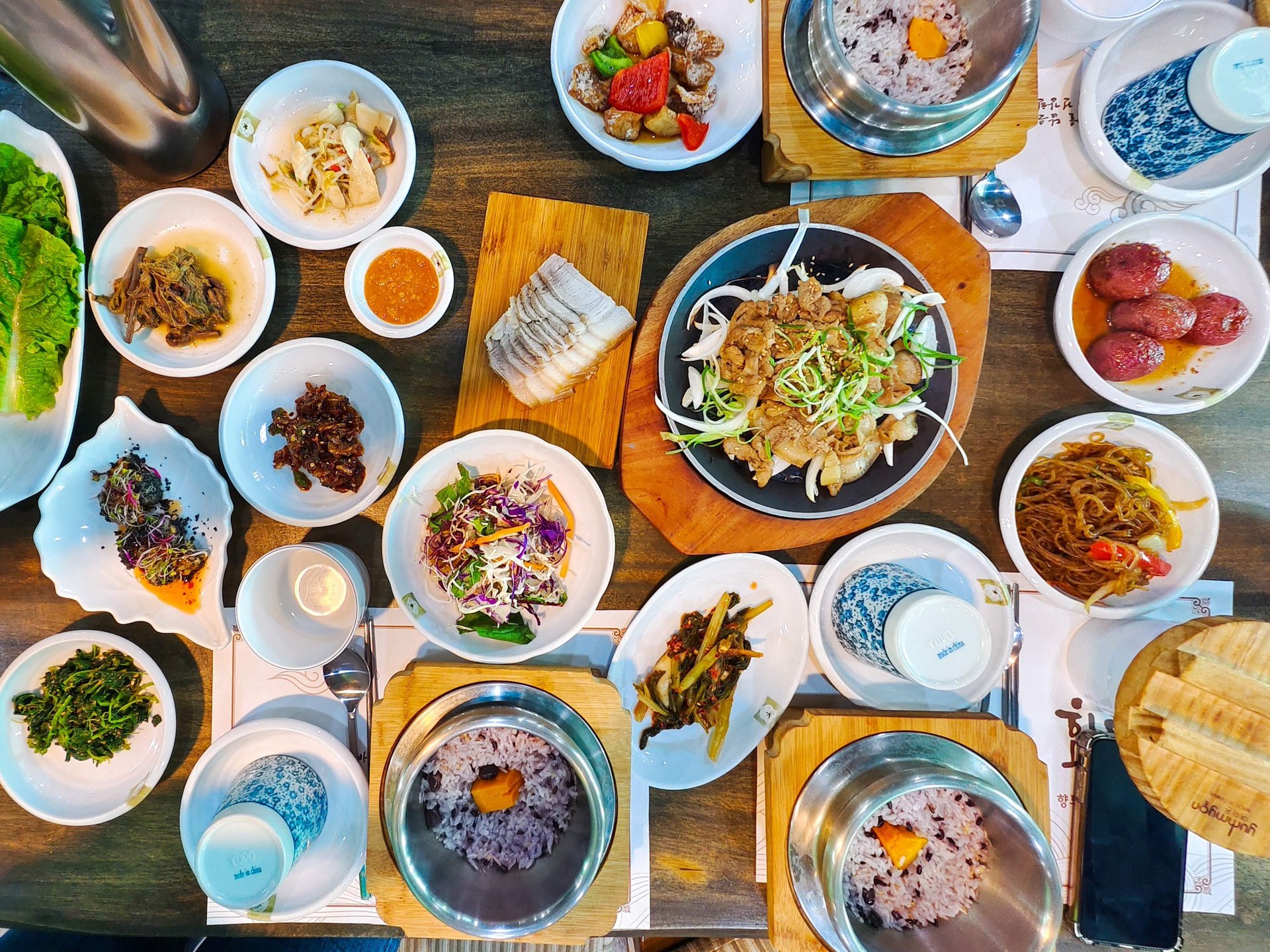 Những món ăn phải thử khi tới Jeju - Ảnh 2. Những món ăn phải thử khi tới Jeju - Ảnh 2.