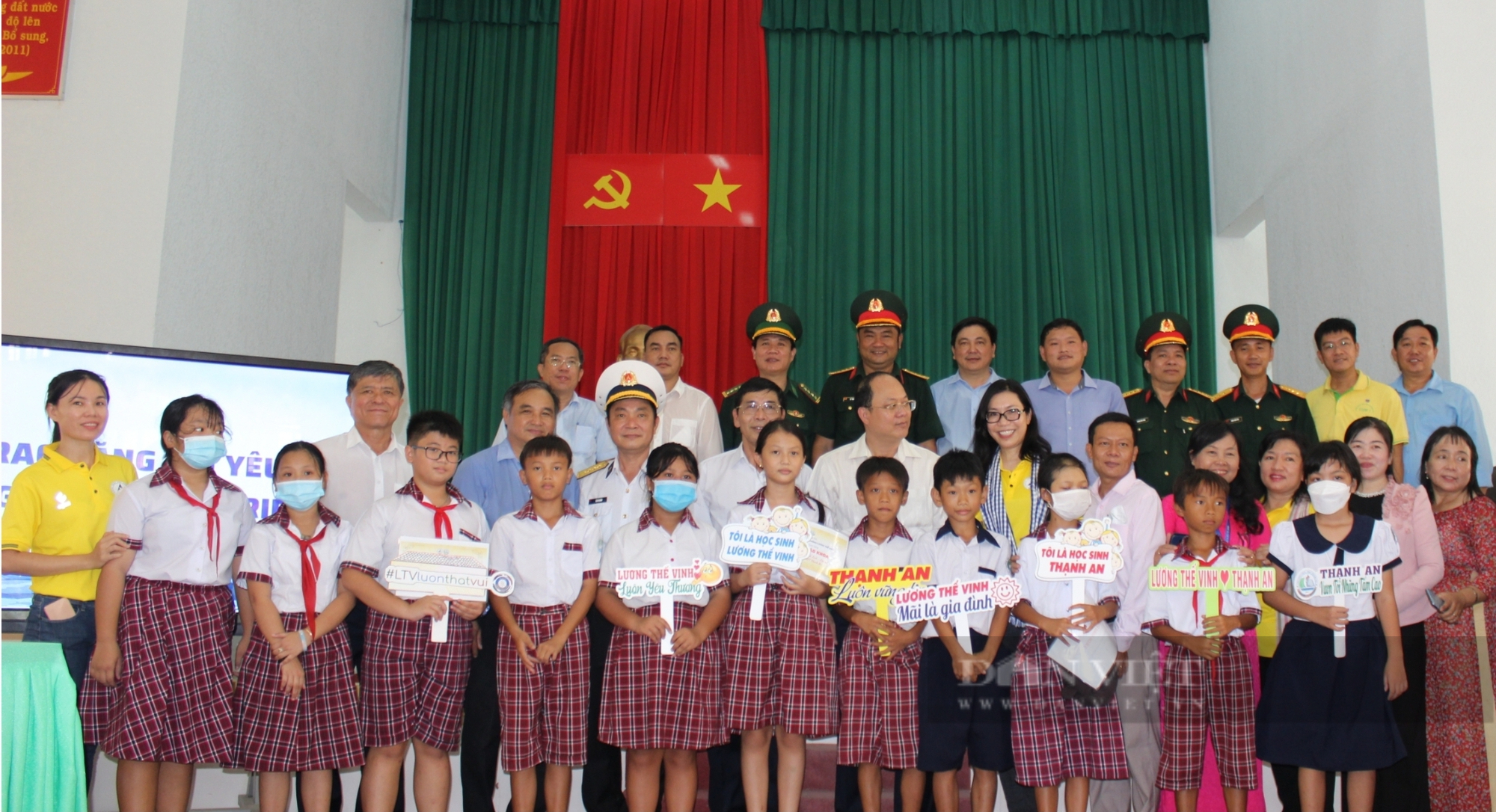 TP.HCM: Mang niềm vui đến với học sinh xã đảo trước ngày tựu trường - Ảnh 4.