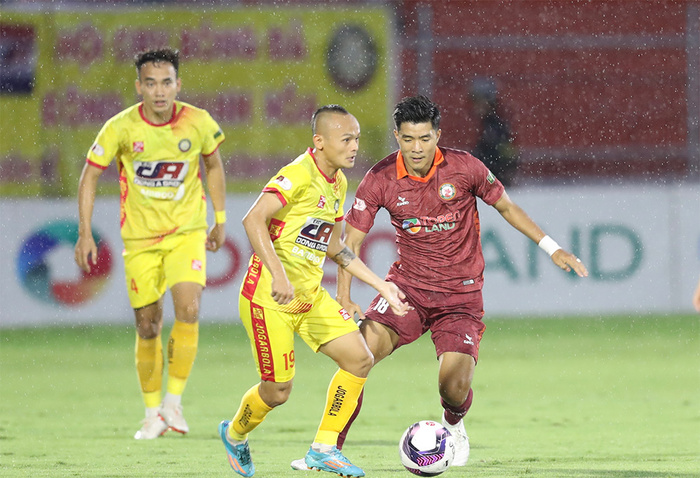 Trọng tài &quot;cướp&quot; bàn thắng giúp &quot;PSG Việt Nam&quot; thắng Thanh Hóa? - Ảnh 1.