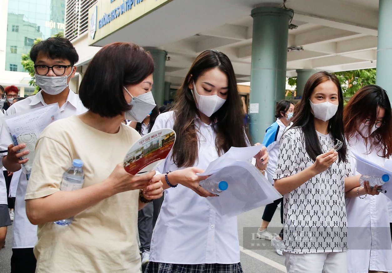 Bộ GDĐT mở lại hệ thống đăng ký nguyện vọng để thí sinh chỉnh sửa  - Ảnh 1.