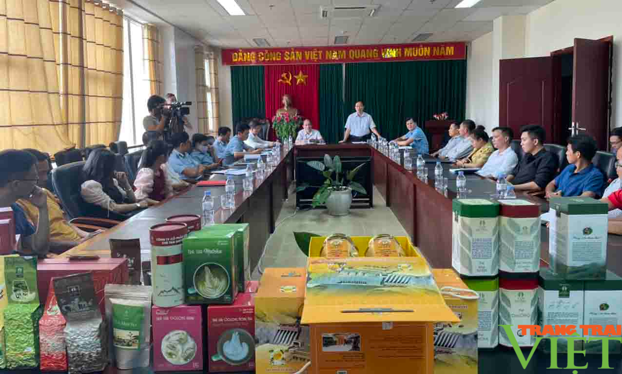 Lai Châu: Hỗ trợ, giới thiệu đưa sản phẩm OCOP vào hệ thống siêu thị - Ảnh 2. Lai Châu: Hỗ trợ, giới thiệu đưa sản phẩm OCOP vào hệ thống siêu thị - Ảnh 2.