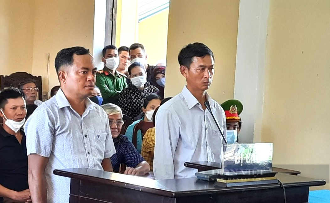 Quảng Trị: Nguyên Chủ tịch xã và địa chính bị phạt tù vì vụ lợi - Ảnh 1.