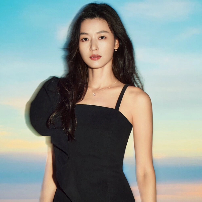 &quot;Mợ chảnh&quot; Jeon Ji Hyun và loạt sao kiếm tiền giỏi nhất Hàn Quốc - Ảnh 5.