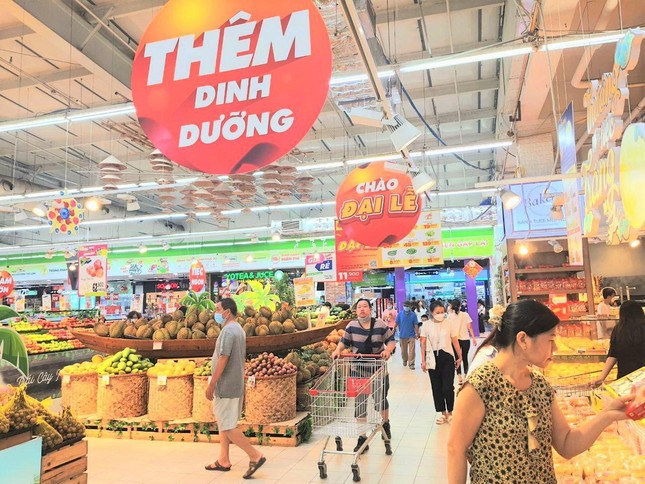 Trước lễ Quốc khánh, siêu thị tung khuyến mãi lớn: Trứng gà, cá hồi... dự báo hút hàng - Ảnh 6.