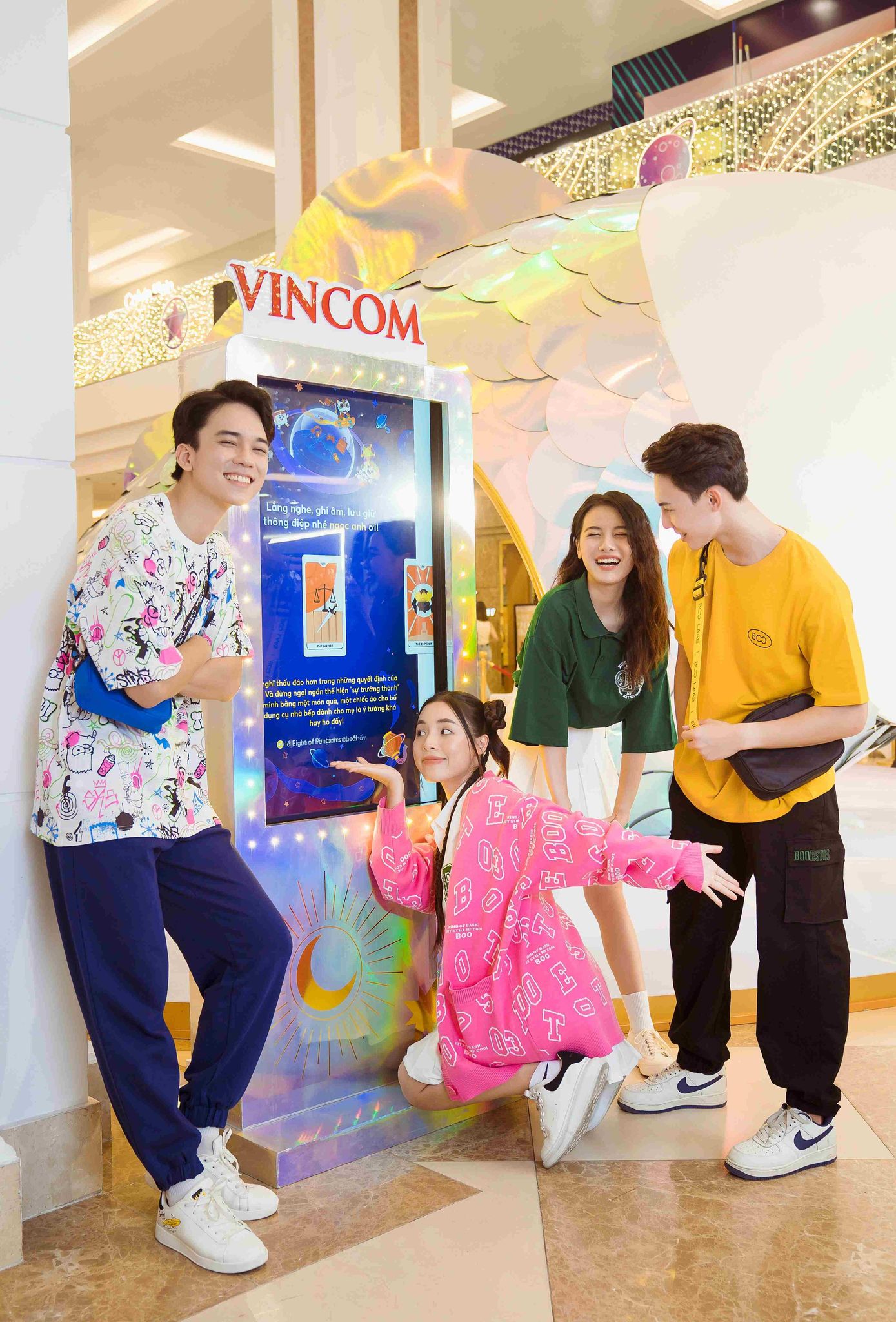 Đón Trung thu Gắn - kết tại “Vũ trụ đa sắc” Vincom  - Ảnh 7.