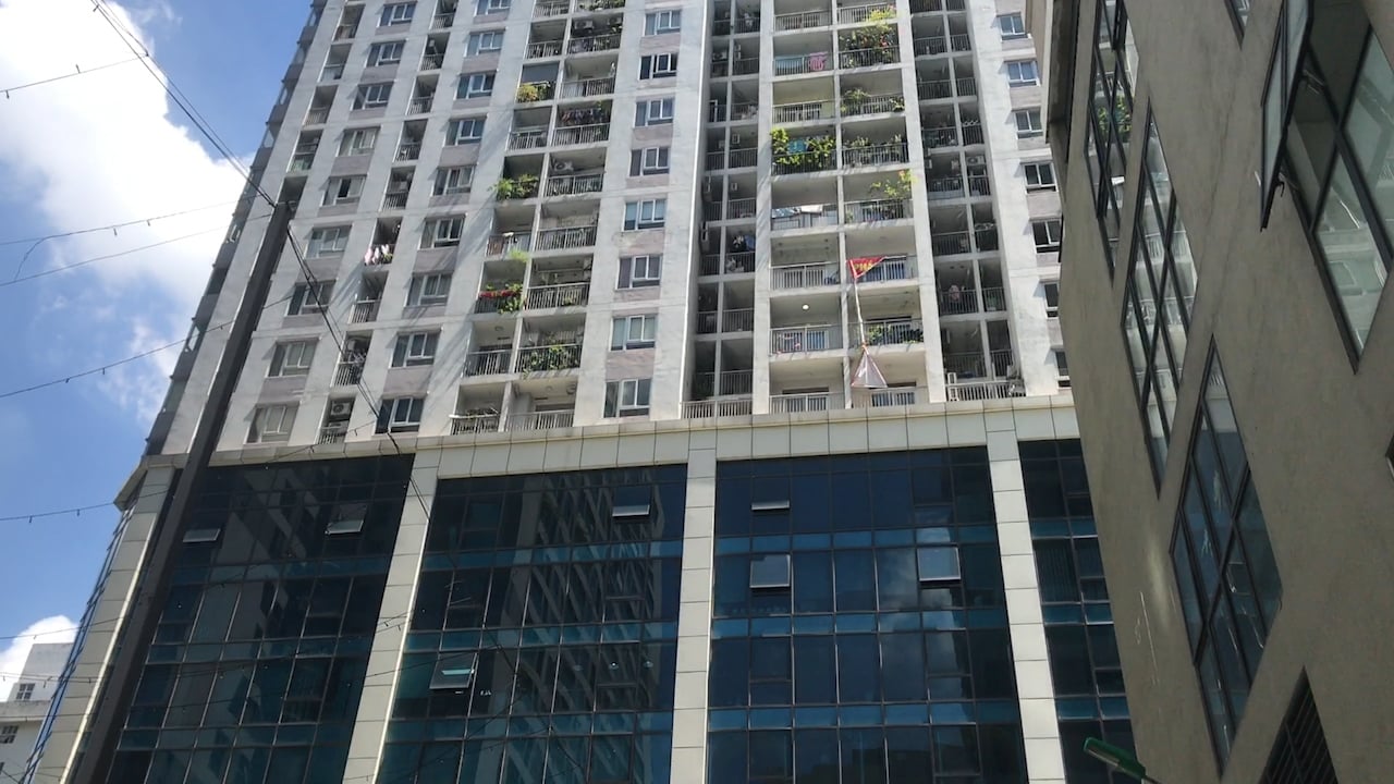 Người dân sinh sống tại Mỹ Sơn Tower liên tục kếu cứu vì tòa nhà chưa nghiệm thu PCCC (Ảnh: Thái Nguyễn)