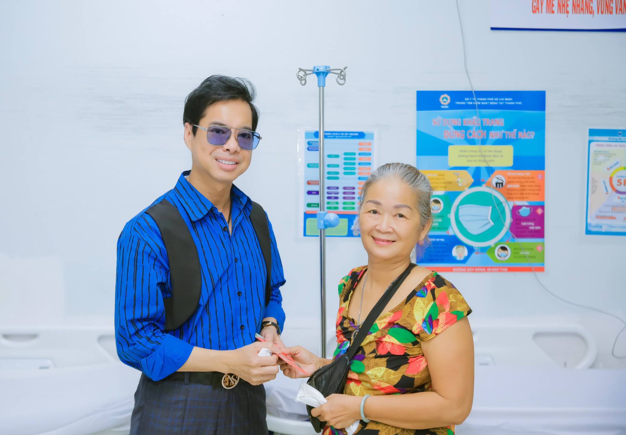 Ngọc Sơn bùi ngùi khi chứng kiến “vua nhạc sến” Vinh Sử bệnh trở nặng, sự sống tính bằng ngày - Ảnh 2.