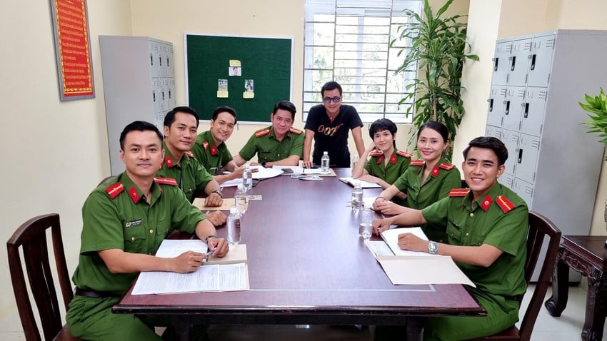 Đạo diễn Dũng Nghệ tiết lộ những thách thức khi làm phim về ngành Công an - Ảnh 1.