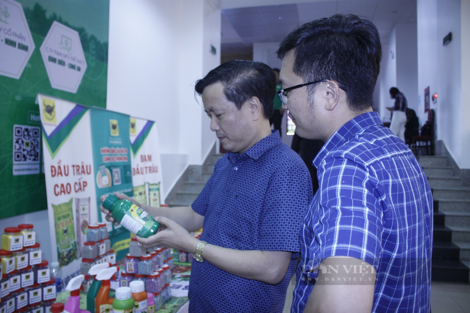 Nông dân phấn khởi &quot;rinh&quot; quà từ mini game tại Hội thi nhà nông đua tài khu vực I - Ảnh 3.