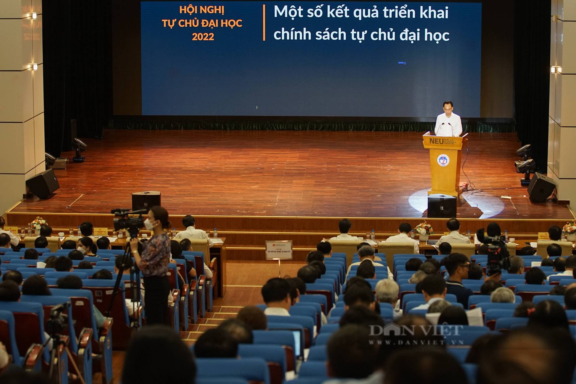 142/232 trường đại học đủ điều kiện tự chủ, làm sao để không bị &quot;mất kiểm soát&quot;? - Ảnh 1.