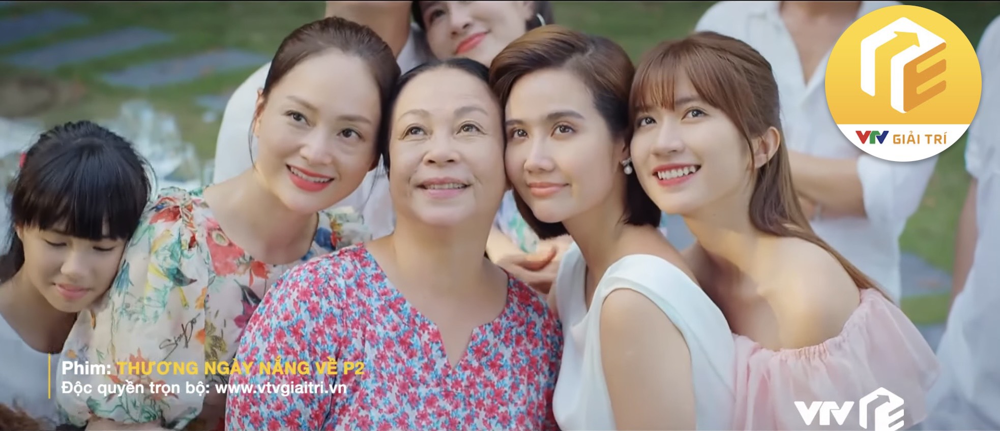 &quot;Thương ngày nắng về&quot; tập cuối: Khán giả &quot;bật ngửa&quot; với những &quot;cú lừa&quot; của đội ngũ biên kịch - Ảnh 8.
