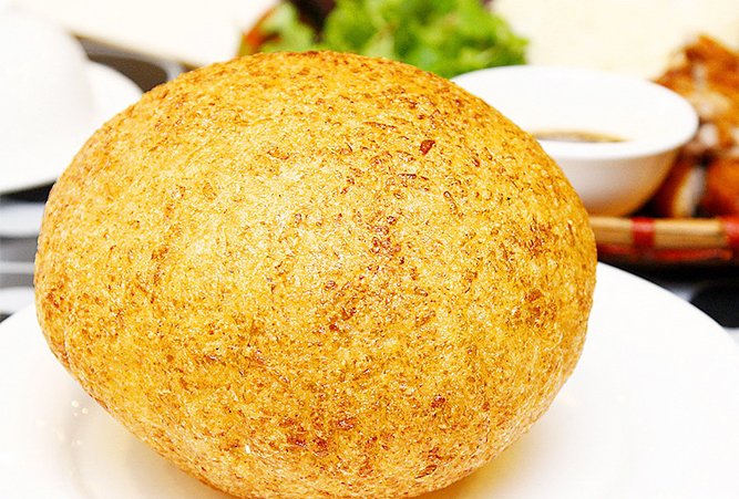  Món ăn trải qua &quot;dầu sôi lửa bỏng&quot; khiến thực khách lưu luyến - Ảnh 1.