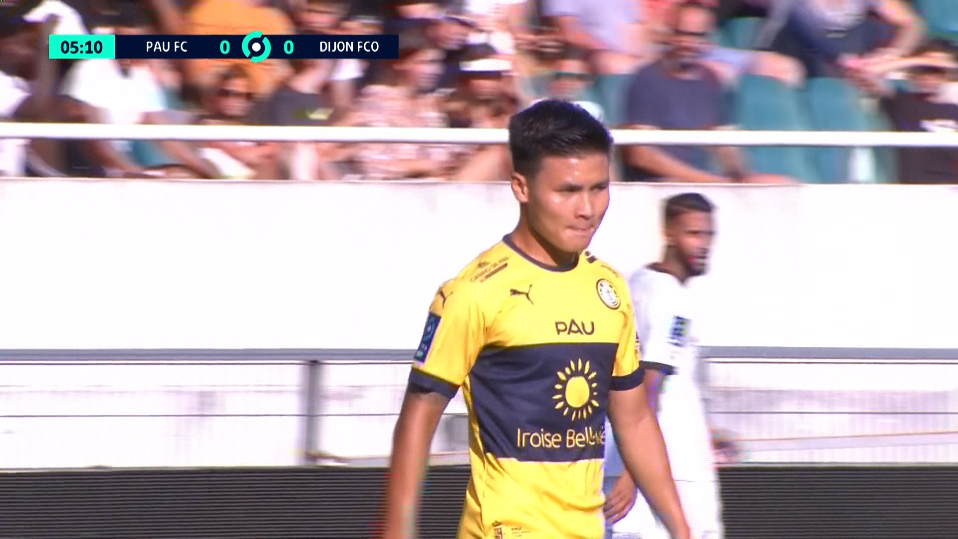 Quang Hải thi đấu ra sao trong lần đầu đá chính tại Ligue 2? - Ảnh 1.