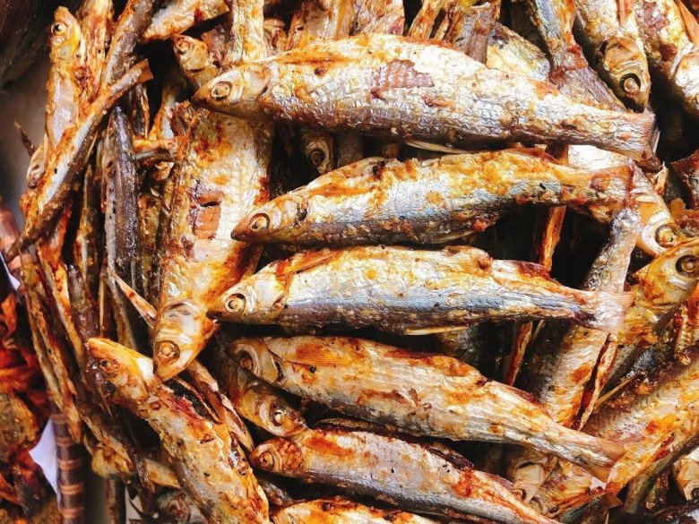Không phải cá ngừ đại dương, đây mới là món cá đặc sản "nhất định phải ăn" khi đến Phú Yên - Ảnh 3. Không phải cá ngừ đại dương, đây mới là món cá đặc sản "nhất định phải ăn" khi đến Phú Yên - Ảnh 3.