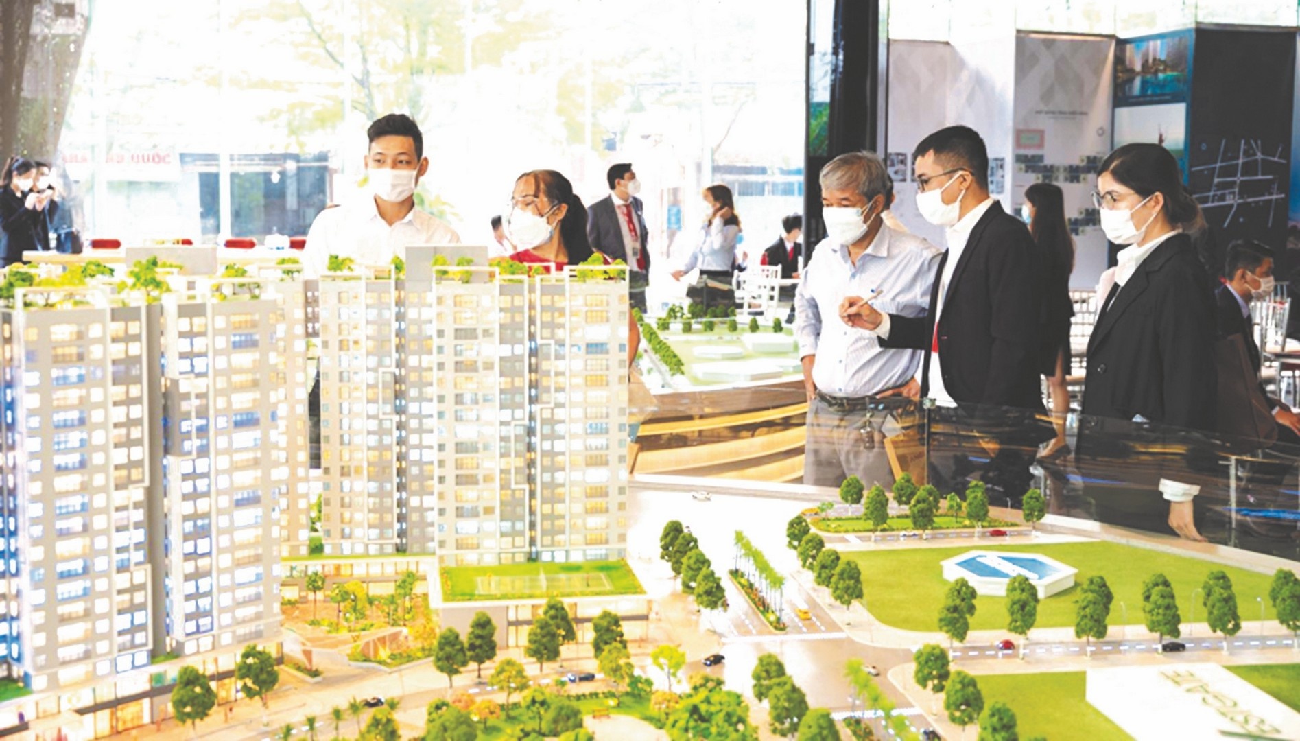 'Bắt đúng bệnh' điều chỉnh thị trường bất động sản đi đúng hướng - Ảnh 1.