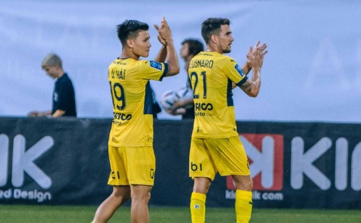 Pau FC có chiến thắng đầu tiên tại Ligue 2, Quang Hải rơi vào thế khó - Ảnh 2.
