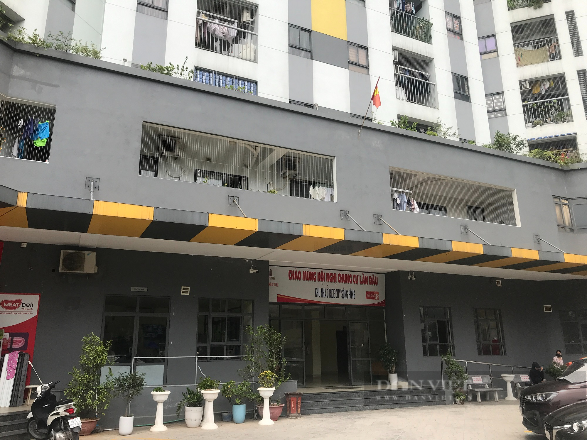 Thiếu nguồn cung nhà ở xã hội khiến công nhân, người lao động thu nhập thấp kho có nơi &quot;an cư&quot; (Ảnh: TN)