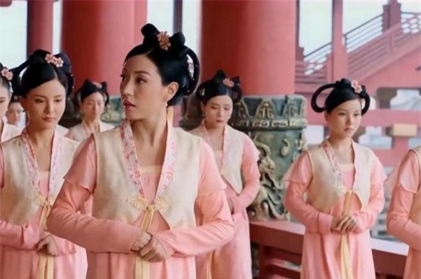 Hoàng đế Khang Hi từng làm điều tàn nhẫn gì để cứu bách tính? - Ảnh 3.