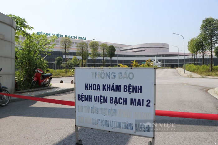 Xót xa bệnh viện nghìn tỉ bỏ hoang, cỏ mọc um tùm đến lạnh lẽo trong khi nơi chen chân đến nghẹt thở - Ảnh 8.