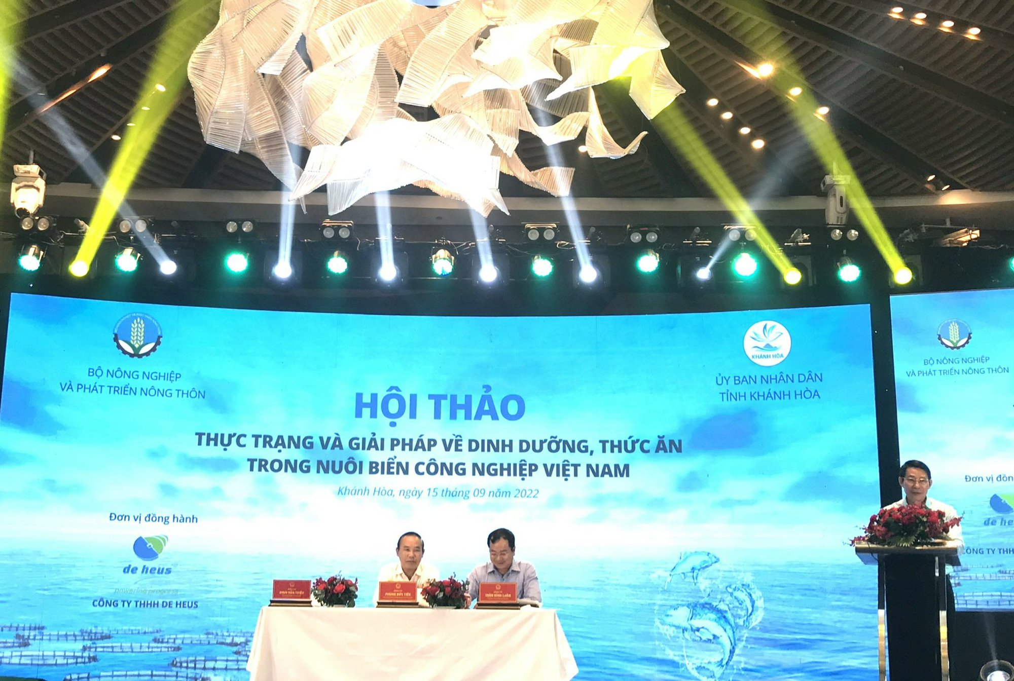 Thứ trưởng Bộ NNPTNT - Phùng Đức Tiến chỉ ra 6 giải pháp trọng tâm trong nuôi trồng thủy sản - Ảnh 1.