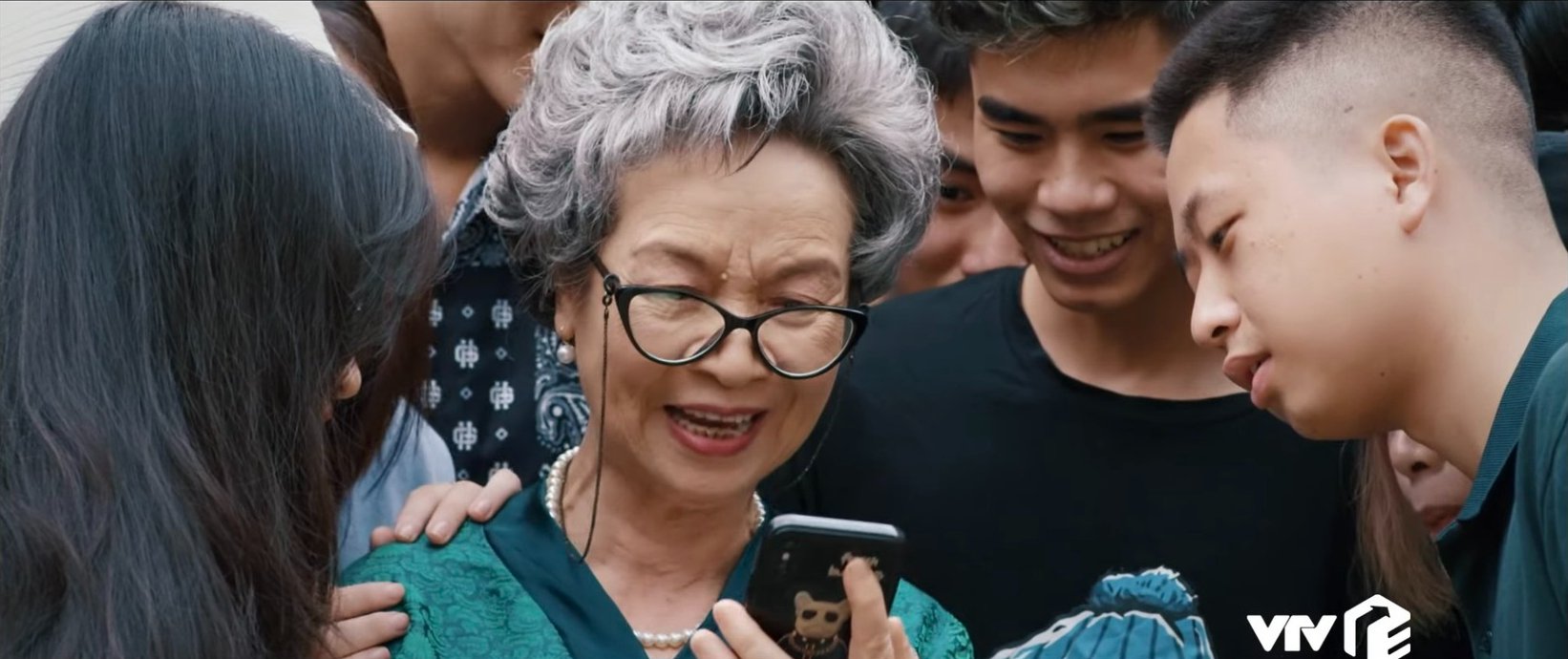 Phim &quot;Thông gia ngõ hẹp&quot;: Khi diễn viên gạo cội lên ngôi, hứa hẹn mang đến nhiều tiếng cười  - Ảnh 5.