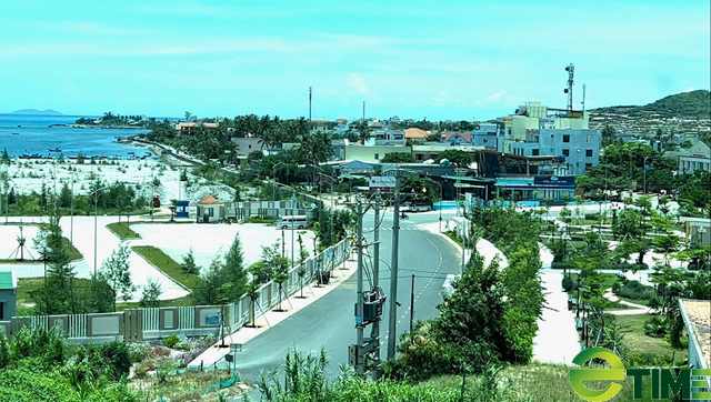 Quảng Ngãi: Xử rắn tay Chủ tịch huyện, thành thị buông lỏng quản lý đất khu vực ven biển - Ảnh 5. Quảng Ngãi: Xử rắn tay Chủ tịch huyện, thành thị buông lỏng quản lý đất khu vực ven biển - Ảnh 5.