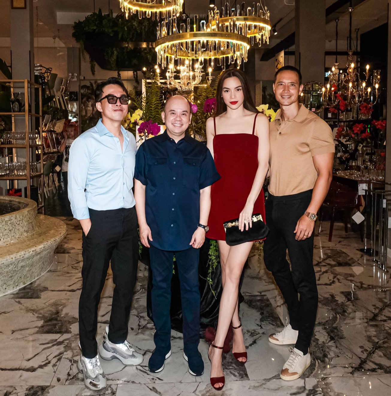 Hồ Ngọc Hà thân mật với trai lạ trước mặt Kim Lý  - Ảnh 7.