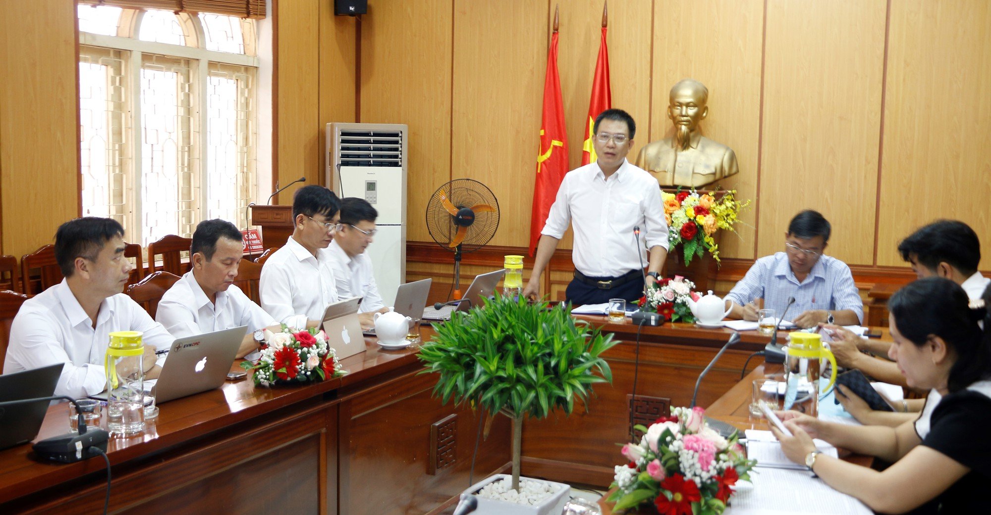 Quảng Nam: Hội An xây dựng lưới điện an toàn, tạo mỹ quan đô thị - Ảnh 2. Quảng Nam: Hội An xây dựng lưới điện an toàn, tạo mỹ quan đô thị - Ảnh 2.